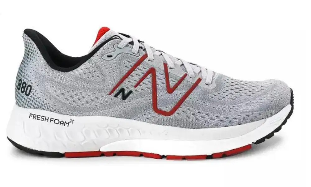 New Balance 880 - Best Shoes for 5th Metatarsal Fracture